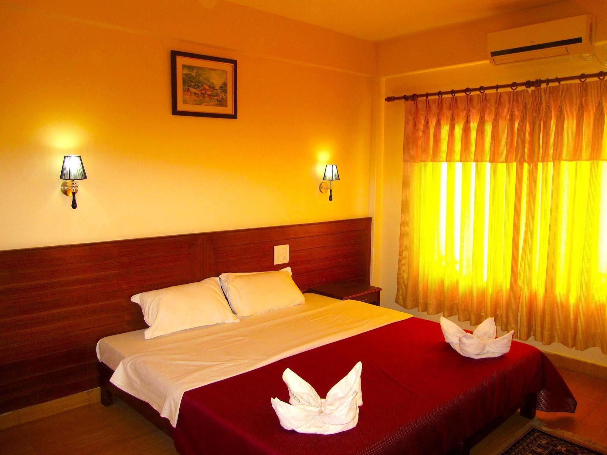 Hotel Orchid Pokhara Exterior foto