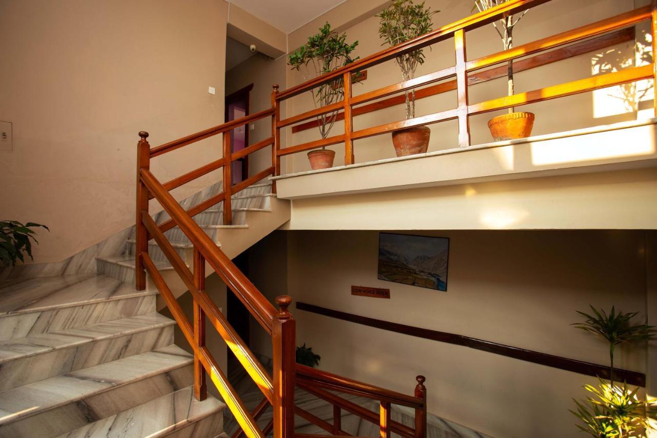 Hotel Orchid Pokhara Exterior foto
